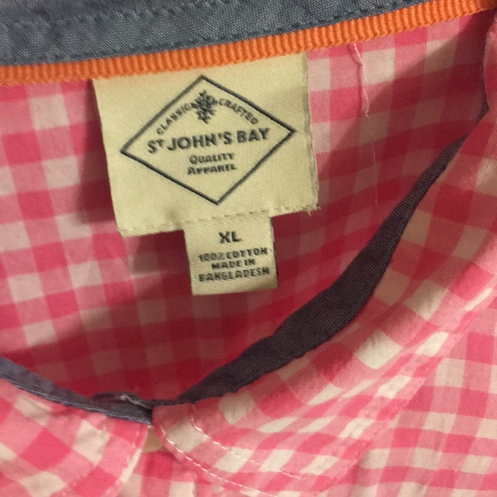 Pink check button-up - Picture 2 of 2